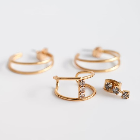 Pack of sparkly hoop earrings - Picture 1 of 4